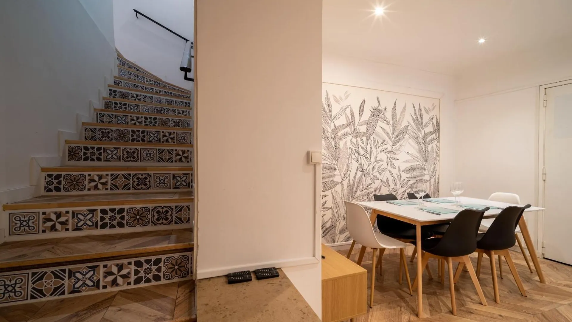 Apartment Duplex Tout Equipe 6 Couchages Centre De Marseille